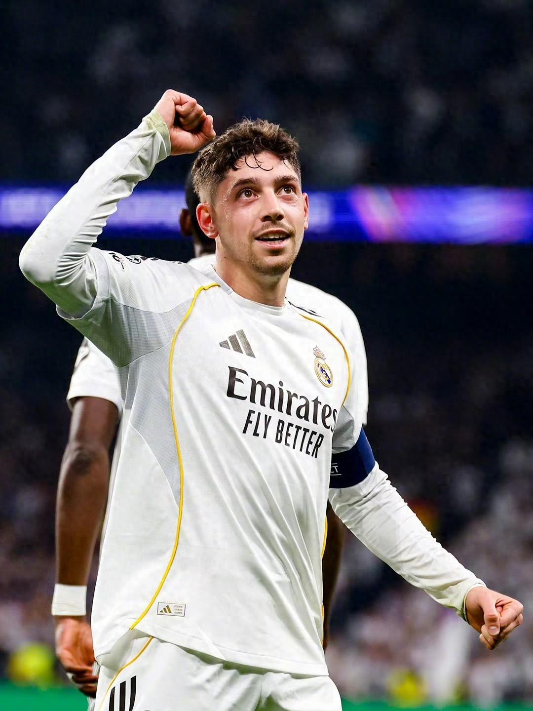 开云体育下载-欧冠上演巅峰1战！一场3-0大胜，皇马击败曼城，巴尔韦德帽子戏法